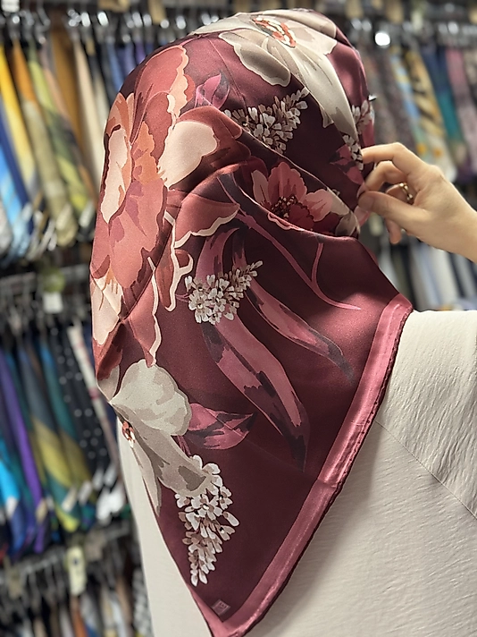 Armine İpek eşarp