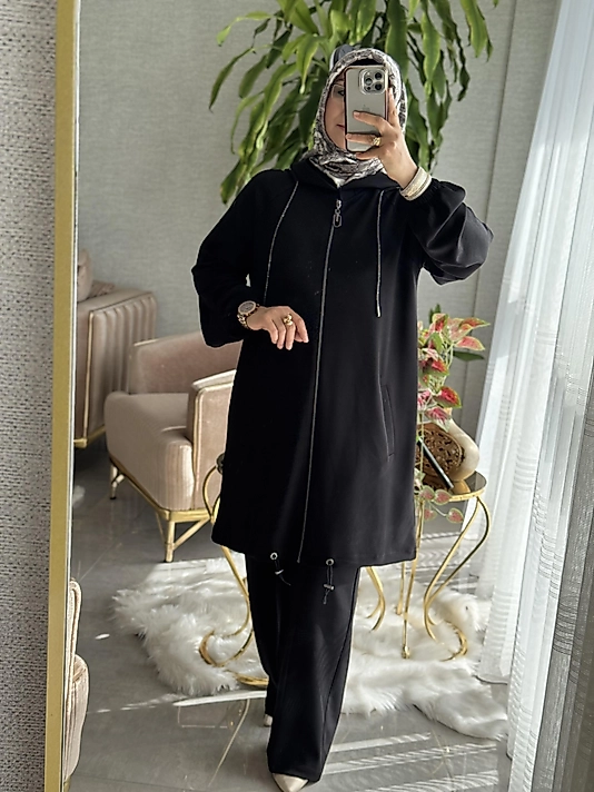 Çınar özkan oysho takım