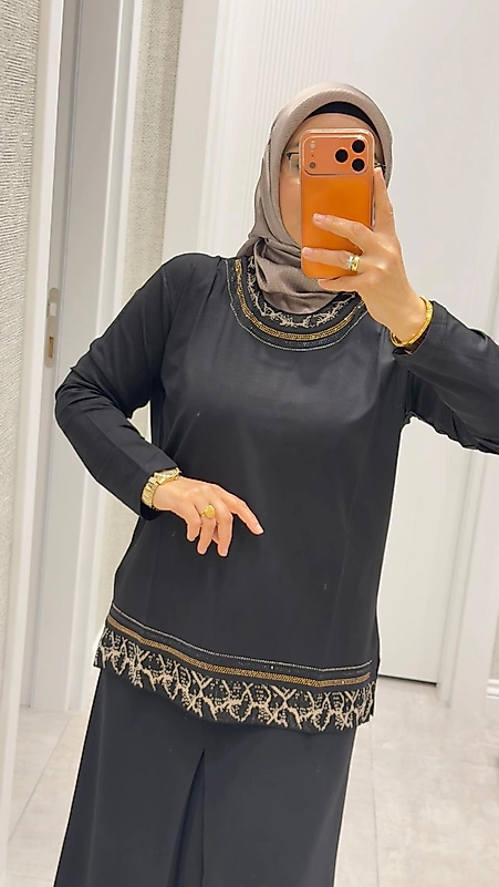 Armine Siyah Penye Leopar Detaylı