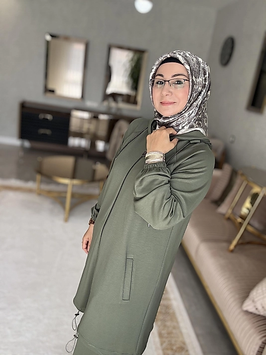 Çınar özkan oysho takım